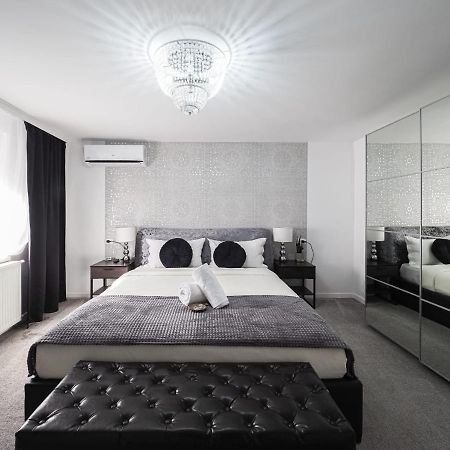 For You Apartments Gold & Silver Sibiu Exterior photo